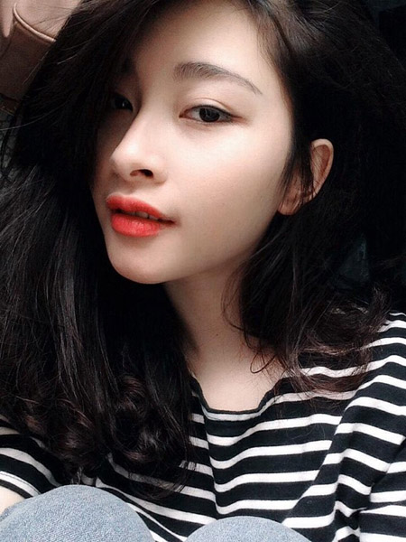 Hot girl Thanh Hóa với vẻ đẹp không tì vết